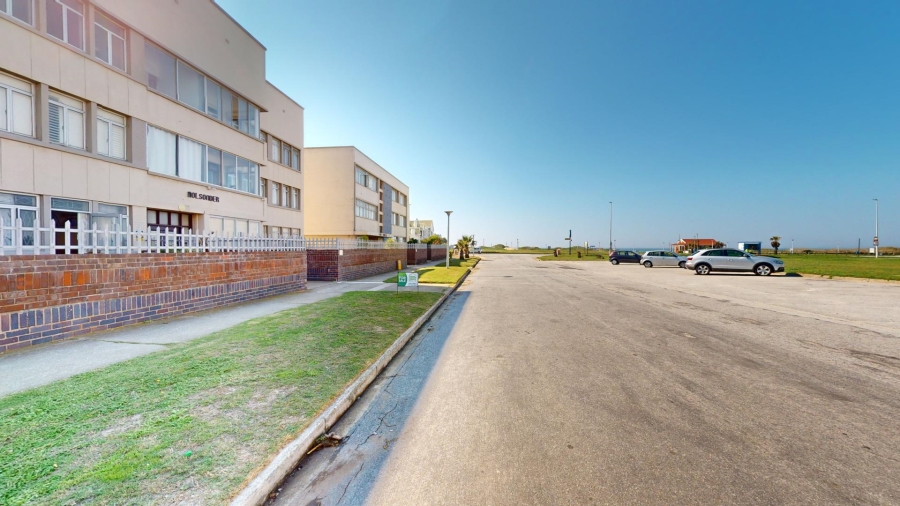 2 Bedroom Property for Sale in Summerstrand Eastern Cape